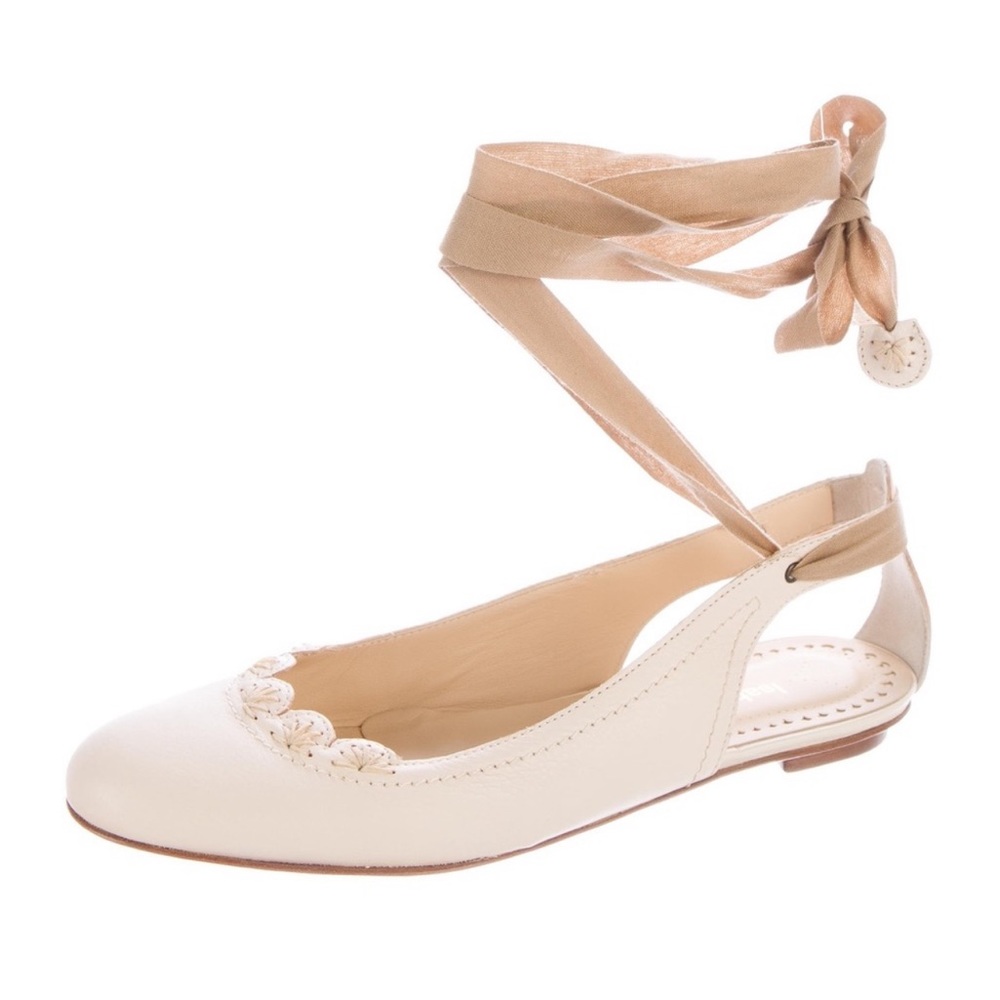 Beige leather Isabella Fiore Ballet Flats With Round-toes Women's Sz 9M. A1